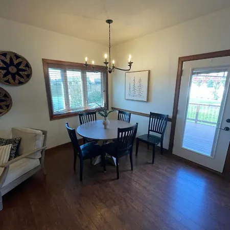 Friendly Falls Staycation Sioux Falls Exterior photo